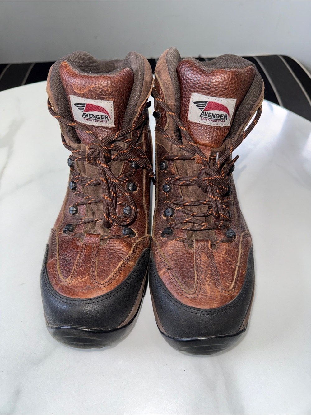Avenger Brown Leather Men's Hiking Boots with Black Toe Caps